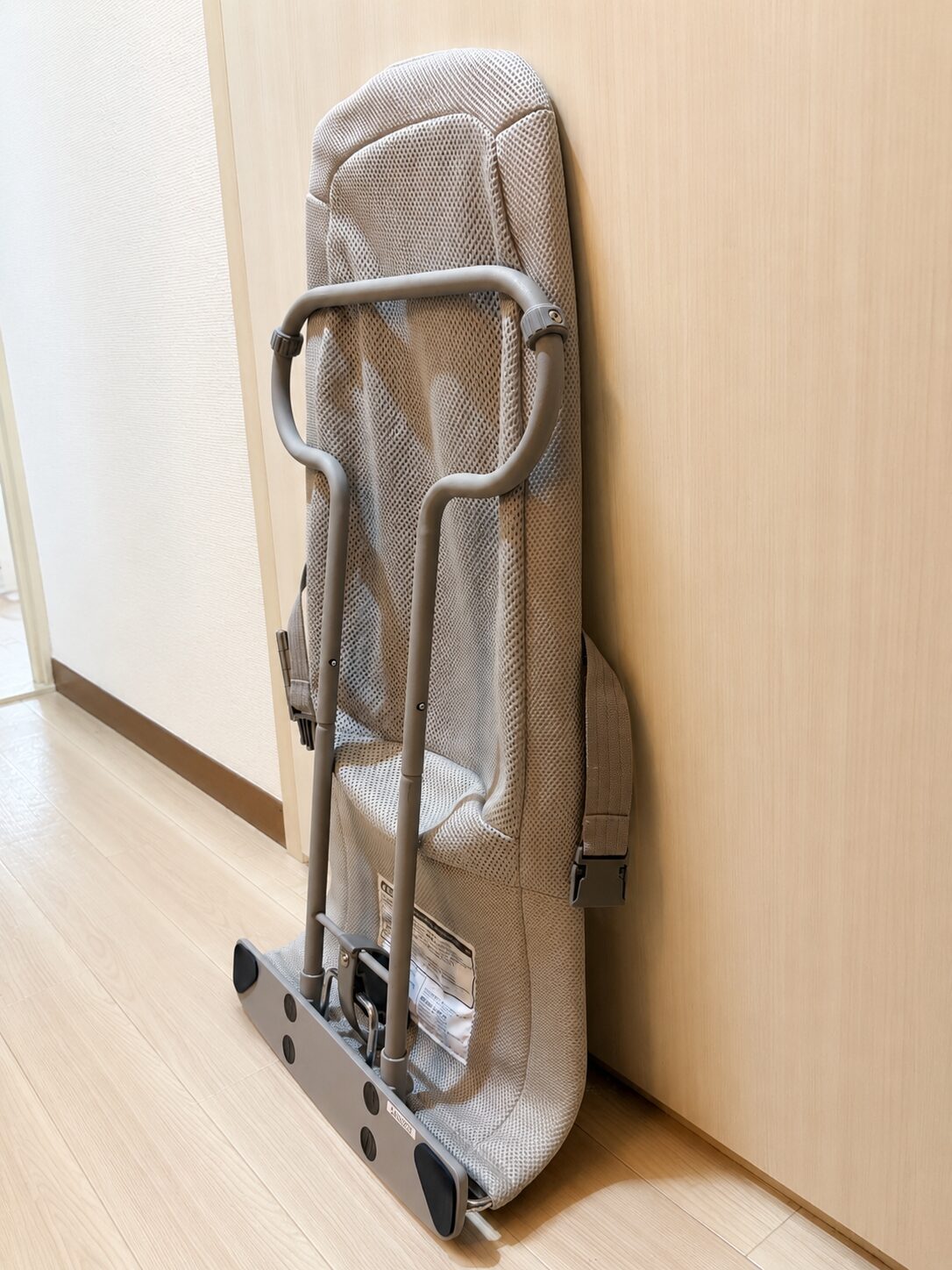 リッチェル バウンシングシートNを畳んだ状態